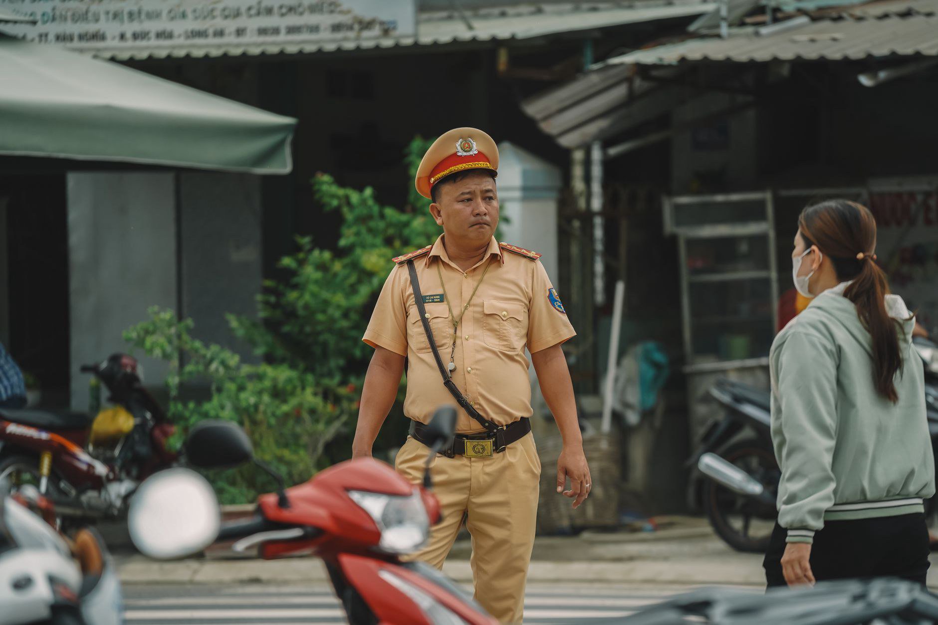 Nguyên nhân khiến khu vực cổng trường học dễ phát sinh lỗi vi phạm Nguyên nhân khiến khu vực cổng trường học dễ phát sinh lỗi vi phạm